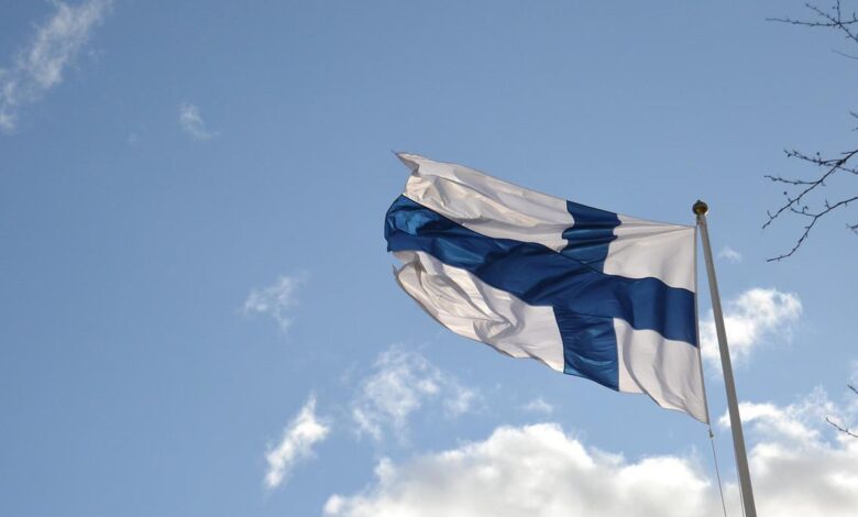 روسيا توقف تدفق الغاز إلى فنلندا بعد رفضها الدفع بالروبل
