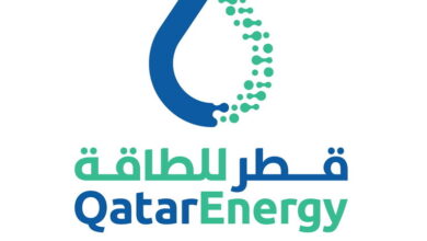 قطر للطاقة تستحوذ على 40% في منطقتين استكشافيتين قبالة السواحل المصرية