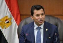 وزير الرياضة يجري اتصالًا بسفير مصر في تونس للاطمئنان على بعثة الأهلي