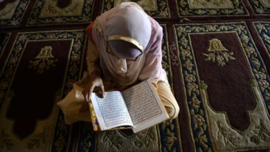 5 سور من القرآن الكريم لعلاج ضيق الصدر.. داوم عليها تمنحك السكينة