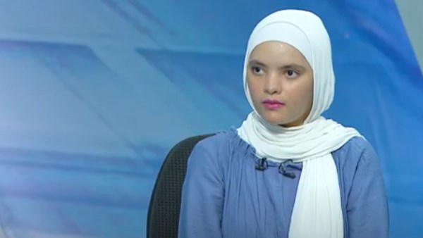 أريد تطوير نفسي فى اللغة الإنجليزية والفرنساوي والإسباني