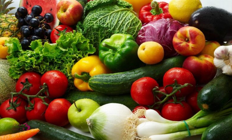 أسعار الخضراوات والفاكهة اليوم السبت 12-7-2025