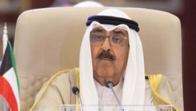 أمير الكويت يبدأ أول زيارة رسمية إلى فرنسا