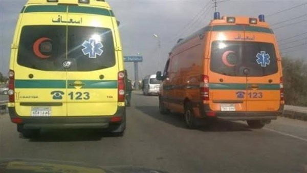 إصابة شخصين في تصادم سيارتين ملاكي على محور جمال عبدالناصر بالتجمع