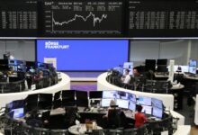 الأسهم الأوروبية ترتفع عند التسوية وتتجاهل تهديدات إعادة فرض الرسوم الأمريكية