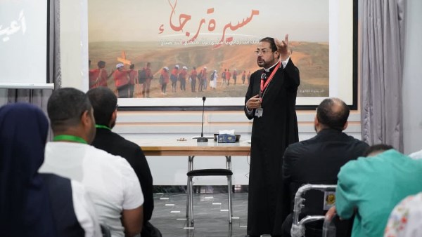الأنبا باخوم يلتقي المشاركين في المسيرة الثانية عشر لشباب الكنيسة القبطية الكاثوليكية بمصر