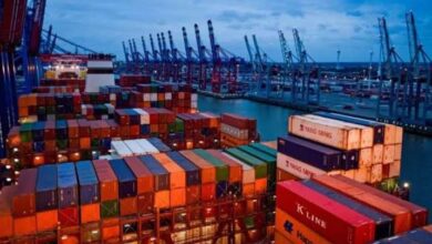 "التعبئة والإحصاء" : 9.5% انخفاضًا في عجز الميزان التجاري لمصر خلال أبريل 2025