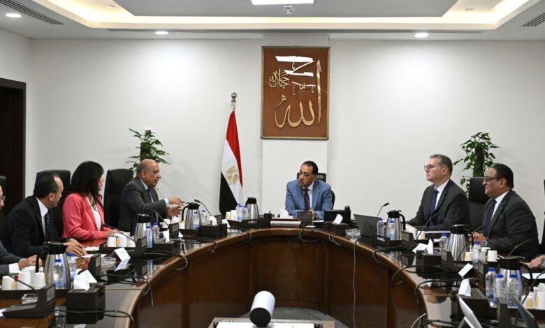 الحكومة تؤكد الإنتظام في سداد مستحقات الشركاء الأجانب بقطاع البترول