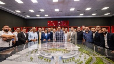الخطيب يطالب بالإلتزام بالمعدل الزمني في تنفيذ استاد الأهلي
