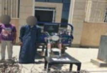 القبض على المتهمين بسرقة حديد تسليح من موقع بالتجمع