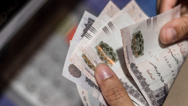 الوزارة تعمل بشكل جاد على دعم العمالة غير المنتظمة