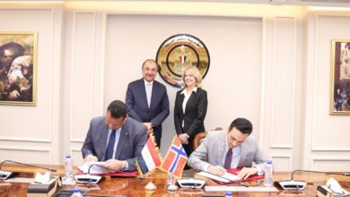 باستثمارات 650 مليون دولار .. توقيع اتفاق بين "مصر للألومنيوم" و"سكاتك" لتنفيذ المحطة الشمسية لمجمع نجع حمادي