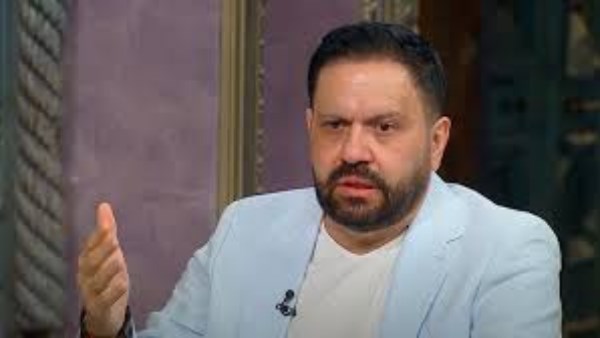 بعد إعلان إصابة إدوارد بورم في الكلى.. إليك أبرز أعراض لا يجب تجاهلها