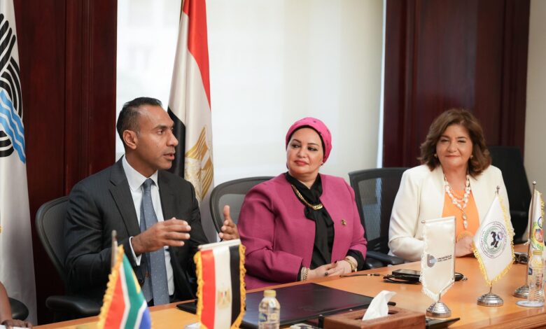 بنك قناة السويس يستقبل وفد اتحاد نقابات جنوب إفريقيا "ساسبو" 