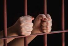 تجديد حبس المتهمين بالتعدى على شاب بسلاح أبيض في المعصرة