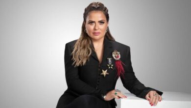 تخيلوا ما شعوري.. فنانة فنلندية تهاجم مها الصغير بعد سرقة لوحتها