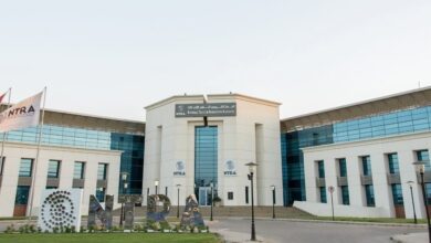 “تنظيم الاتصالات” يلزم الشركات بتقديم إنترنت أرضي ومحمول مجاني للعملاء