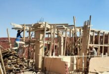 تنفيذ حملات إزالة لمخالفات بناء وإشغالات وغلق أنشطة مخالفة بعددٍ من المدن الجديدة