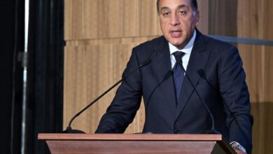 رئيس الوزراء: صندوق النقد لا يطلب قطاعات أو شركات محددة ببرنامج الطروحات