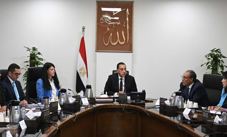 رئيس الوزراء يتابع جهود دعم وتعزيز أوجه التعاون الاقتصادي المصري الأمريكي