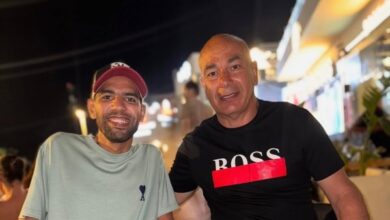 رفقة حسام حسن.. أحدث ظهور لـ مؤمن زكريا في مراسي