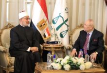 ركيزة أساسية في دولة القانون..المفتي يهنئ رئيس مجلس الدولة بتوليه المنصب