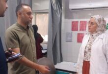 زيارة ميدانية لفريق إدارة المستشفيات لمتابعة سير العمل بمستشفى سفاجا المركزي