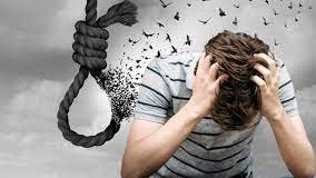 شاب يتخلص من حياته داخل منزله في سوهاج