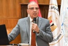 صيانة ترع وتوفير أراضٍ وصيانة كباري.. وزير الري يناقش مطالب جماهيرية مع النواب