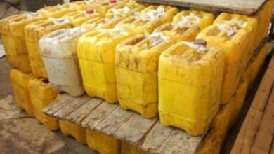 ضبط طن زيت طعام مجهول المصدر وغير مطابق للمواصفات داخل مصنع بالقليوبية