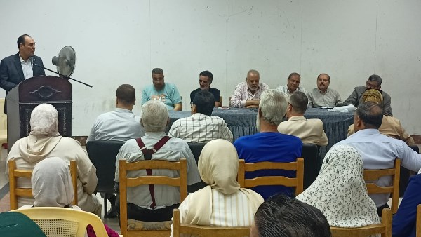 "عطر الأحباب" يسلط الضوء على مسيرة خالد الصاوي الأدبية والنقدية