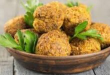 كأنها من المطعم .. سر لـ قلي الطعمية المقرمشة