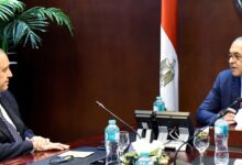 "كريستال مارتن" العالمية تبحث إنشاء مصنع للمنسوجات والملابس الجاهزة في مصر