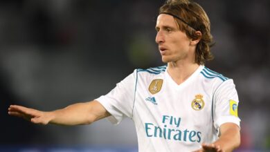 لوكا مودريتش يودّع ريال مدريد بعد 13 عامًا من المجد