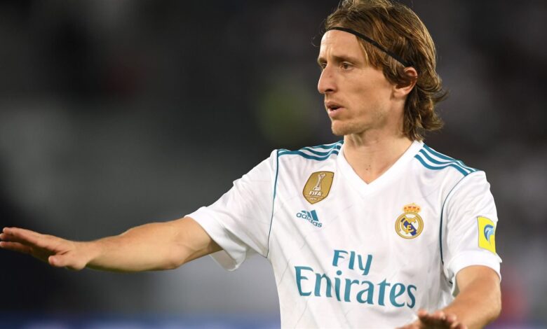 لوكا مودريتش يودّع ريال مدريد بعد 13 عامًا من المجد