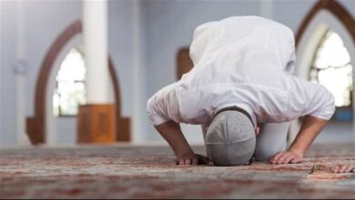ما حكم تأخير صلاة العصر من أجل العمل؟.. أمين الفتوى يجيب