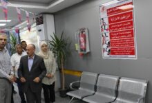 محافظ أسوان يتابع ميدانياً منظومة الإطفاء والحريق بالمنشآت الحكومية