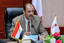 محافظ سوهاج يوجه بتواجد مفتشي التموين مبكرًا لضمان صرف الخبز والسلع التموينية للمواطنين