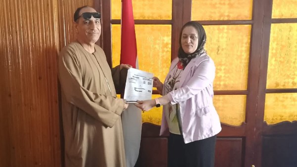 محافظ كفر الشيخ يتابع تسليم نماذج 8 للتصالح في مخالفات البناء ببيلا