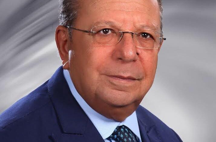 محمد عبد العال يكتب : الكاش .. وأهمية التوازن بين النقد والتكنولوجيا ؟
