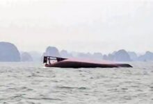 مصرع 18شخصا بعد انقلاب قارب سياحي بخليج ها لونج في فيتنام