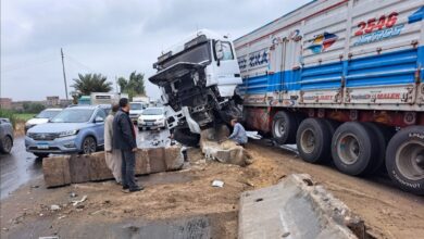 مصرع شخص وإصابة آخر فى تصادم نقل ثقيل بطريق قفط القصير