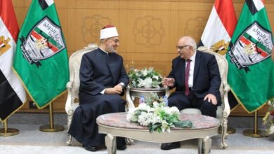 مفتي الجمهورية يهنئ رئيس هيئة قضايا الدولة بالمنصب رسميًّا