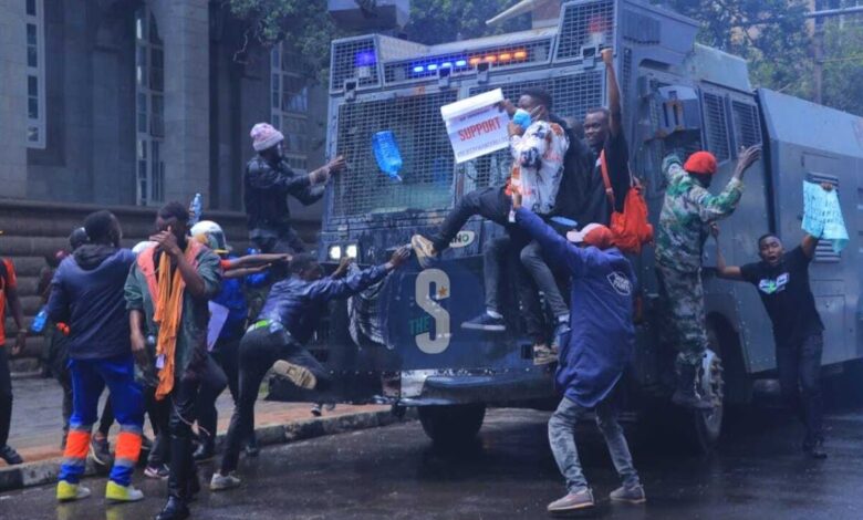 مقتل 11 شخصًا واعتقال أكثر من 500 في احتجاجات واسعة في كينيا