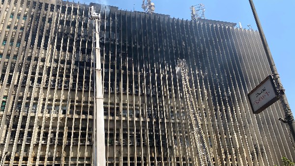 ملحمة وطنية.. مئات العاملين بقطاع الاتصالات يتطوعون لإعادة الخدمة