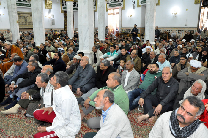 هل ترك خطبة الجمعة والاكتفاء بالركعتين مع الإمام يبطل