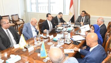وزير الإسكان يتابع آخر مستجدات إنشاء وحدتي تنظيم وتصدير العقار المصري بهيئة المجتمعات العمرانية 