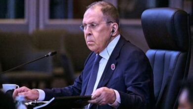 وزير الخارجية الروسي يلتقي الرئيس الصيني