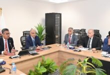 وزيرا الري والتموين يبحثان سبل تطوير مصانع إنتاج السكر
