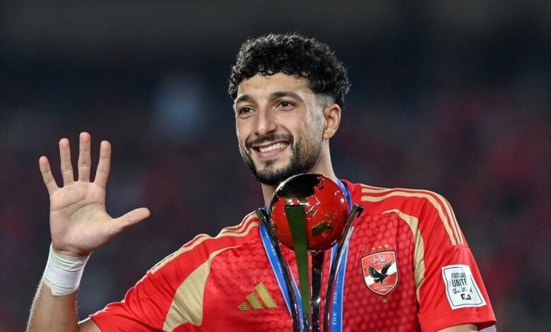 وسام أبوعلي يرفض المشاركة بمعسكر الأهلي في تونس بداعى الإصابة